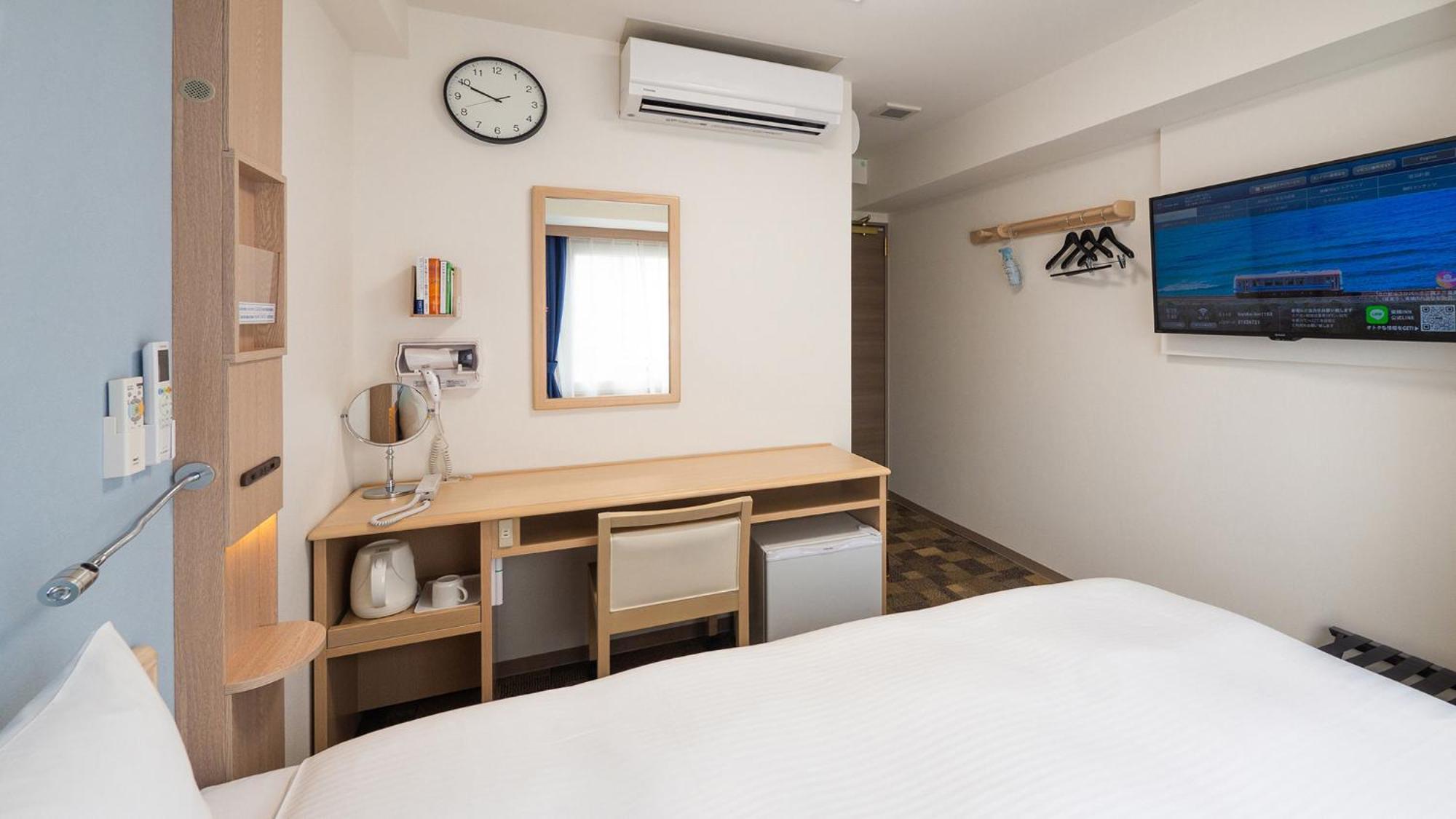 Toyoko Inn Higashi-Osaka Exterior photo